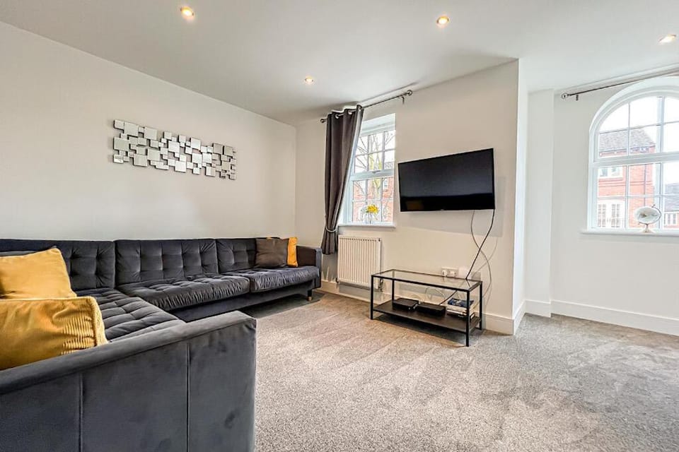 Central Warwick townhouse within easy reach of Stratford upon Avon and Cotswolds House in Warwick