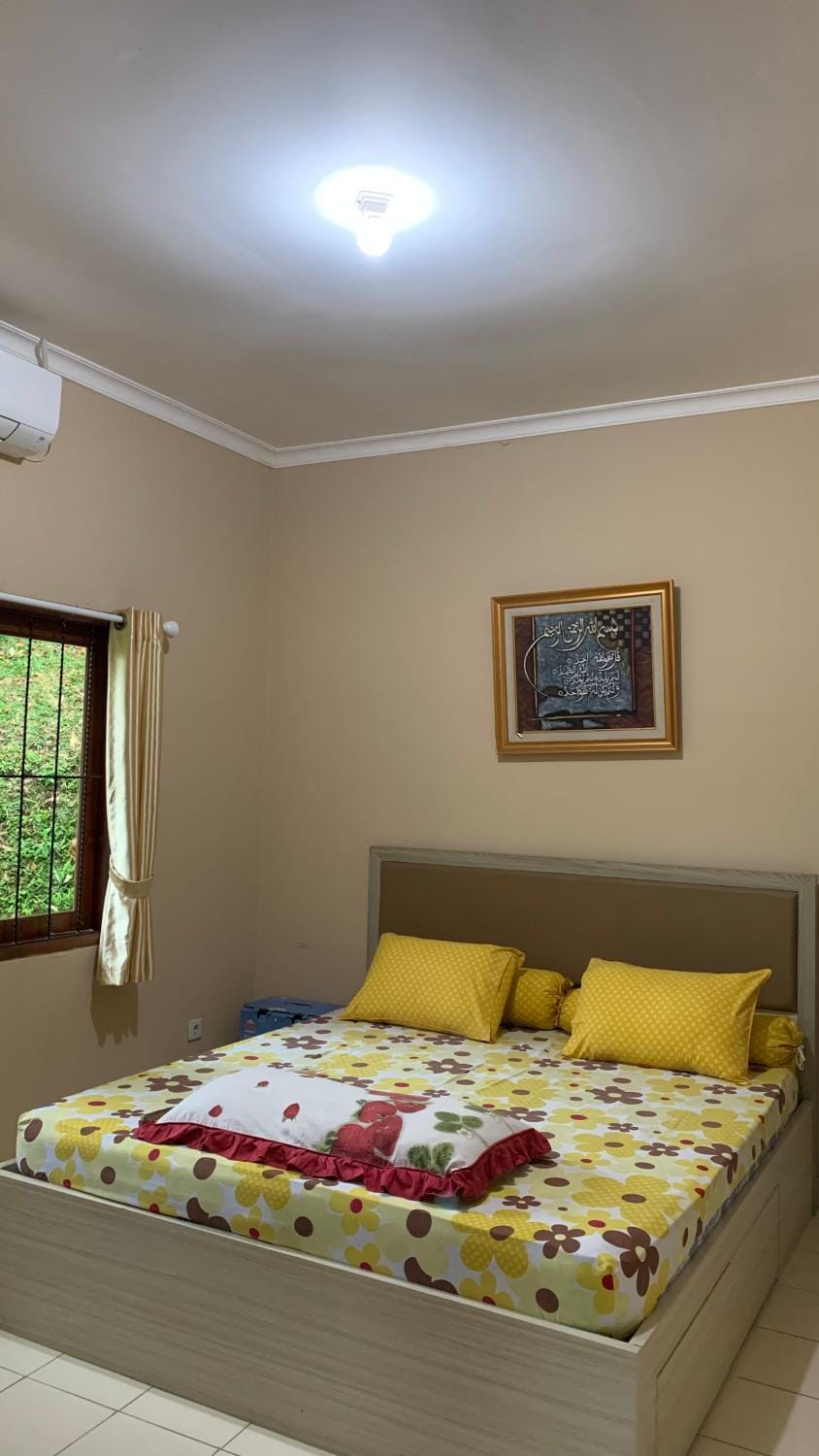 Gisela Resto Villa Villa in West Java