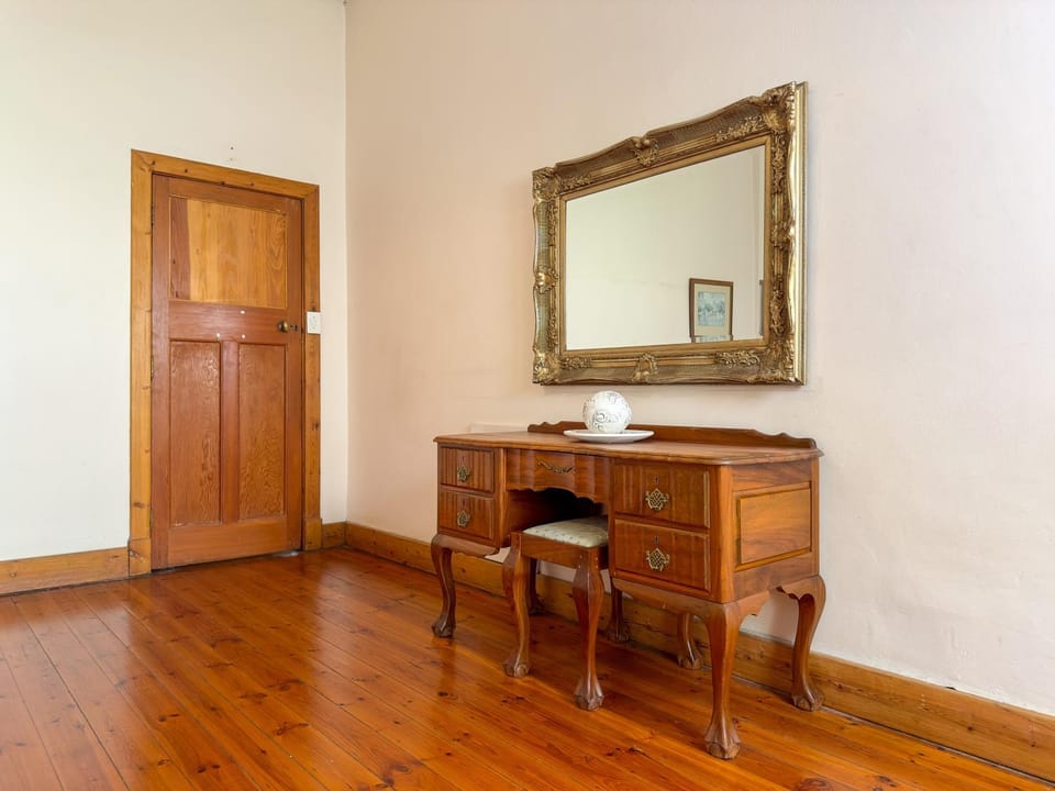 Park Gables Loftus Guest House Bed and Breakfast in Pretoria