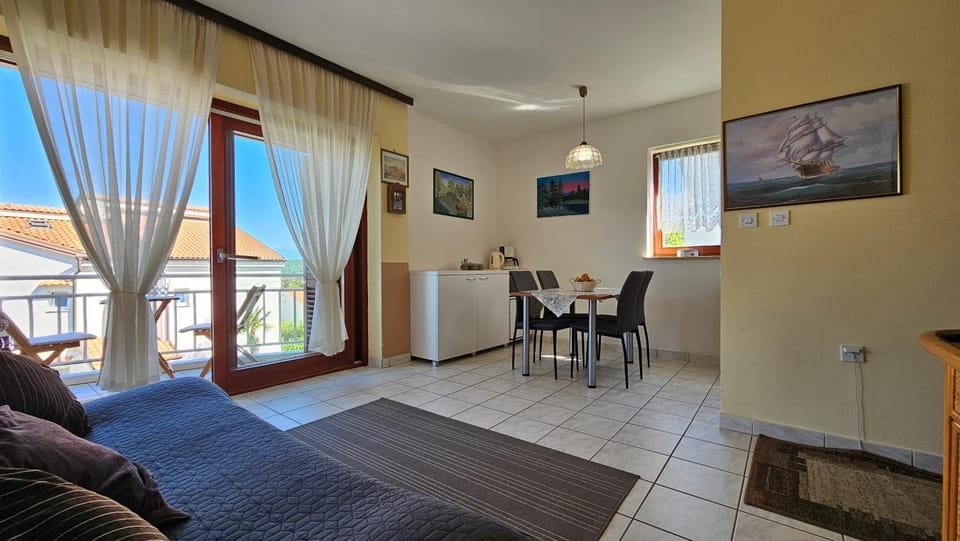 Sea View Danijela 2-4 pax Apartment in Primorje-Gorski Kotar County