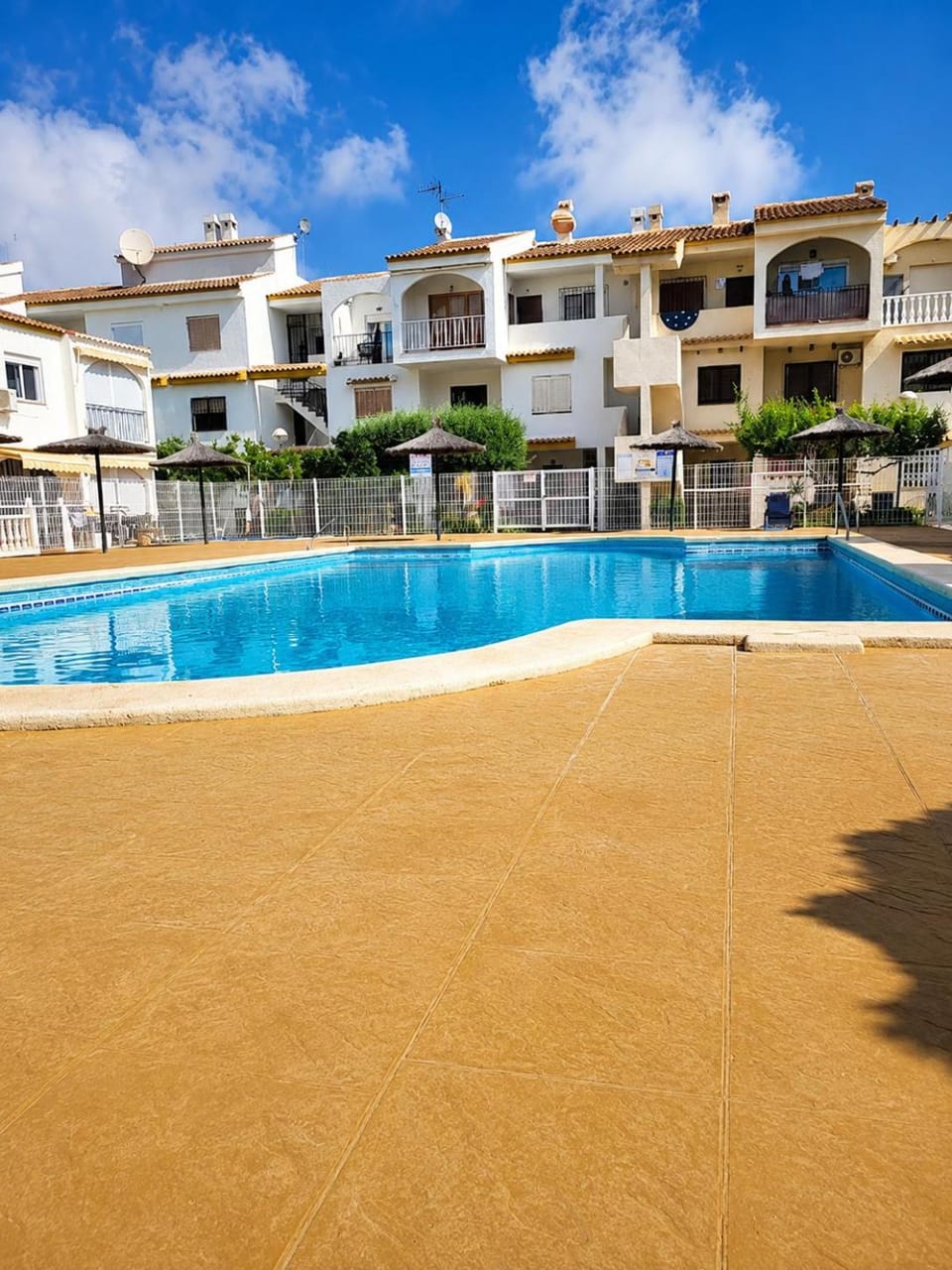 Balcony/Terrace, Swimming pool