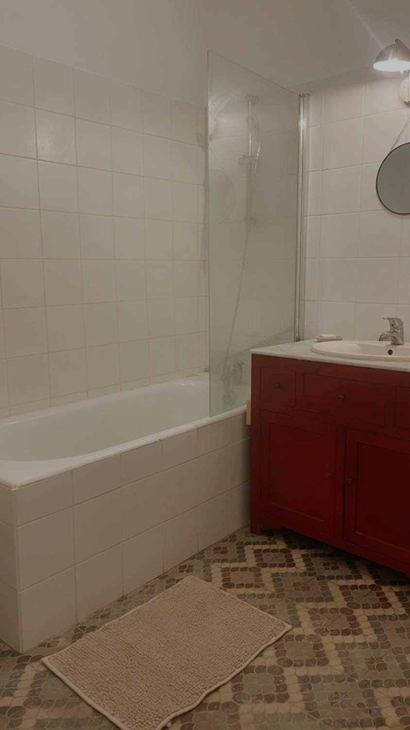 Shower, Bath