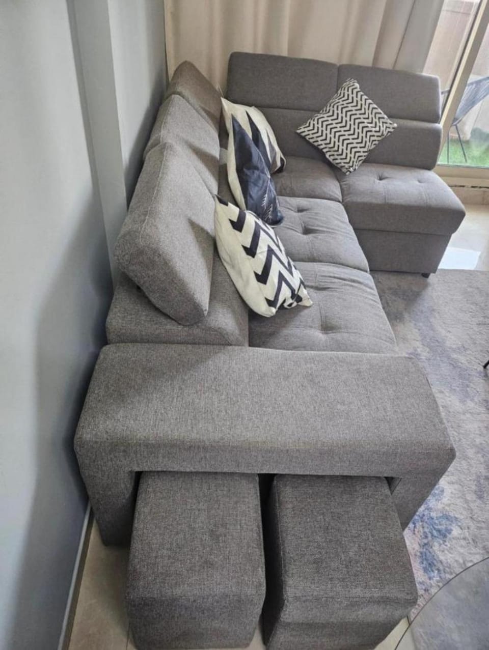 Luxury Apartment- 5 min Walking Distance Beach and 3 minutes walking distance Metro Apartment in Dubai
