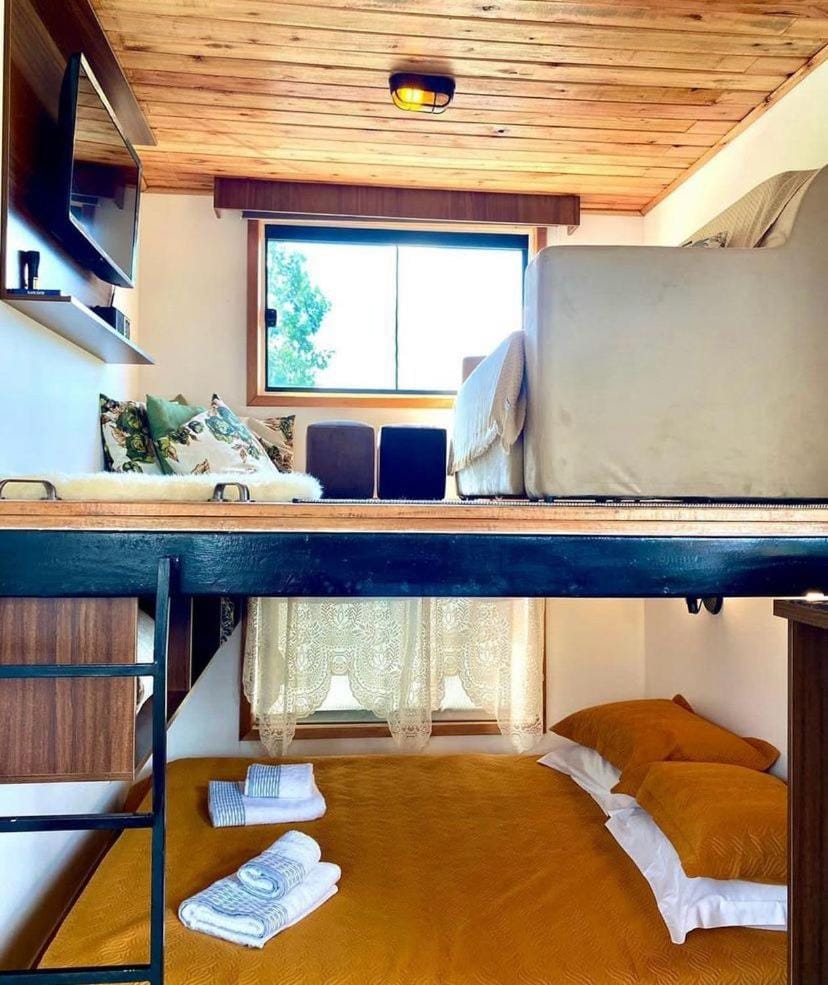 TV and multimedia, Bedroom, towels