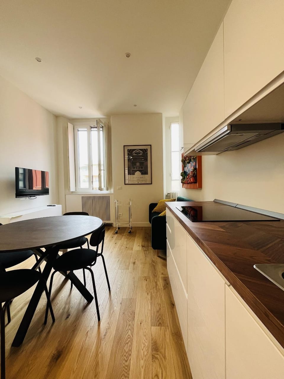Correggio 12 Apartment in Milan