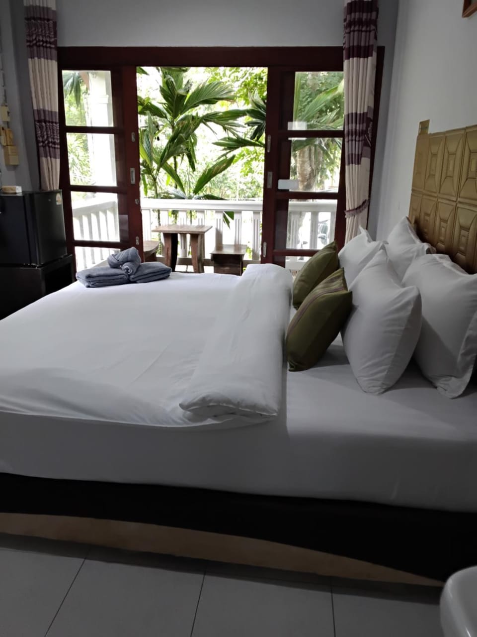 Khaosok gallery & camp House in Surat Thani Changwat