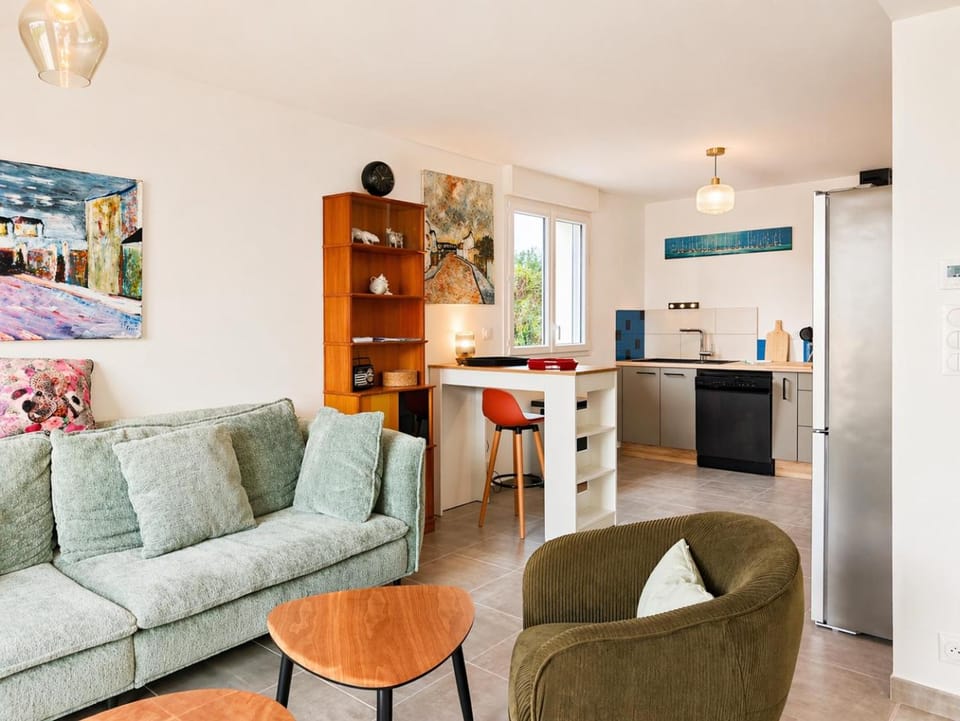 Living room, stove, kitchen