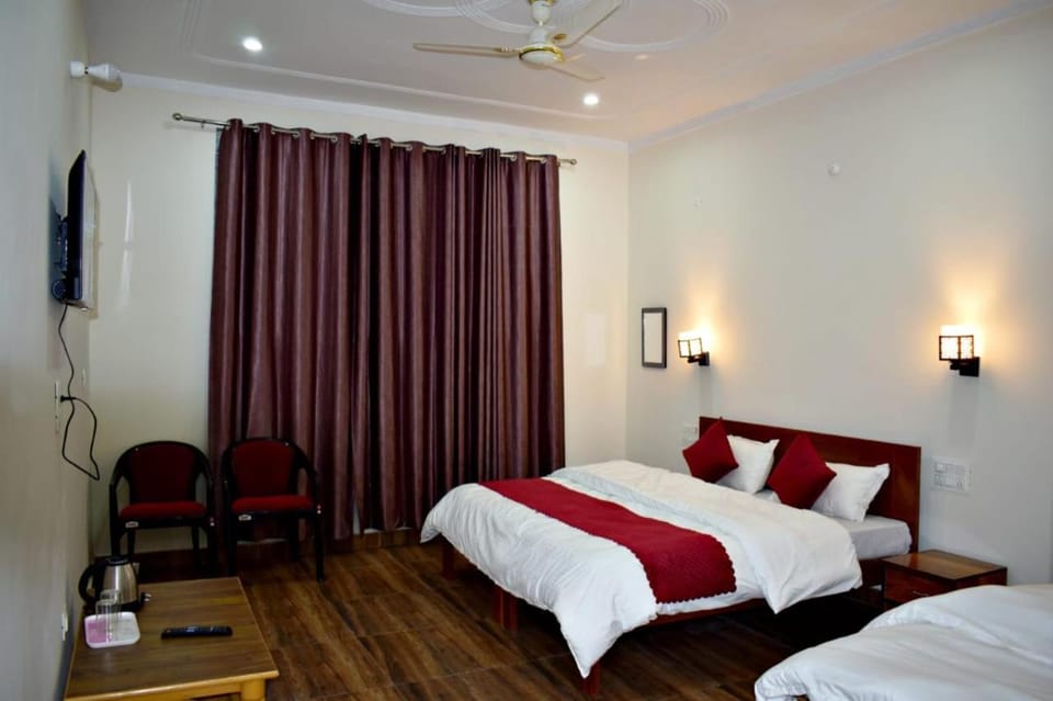 La Monal Hotel Hotel in Uttarakhand
