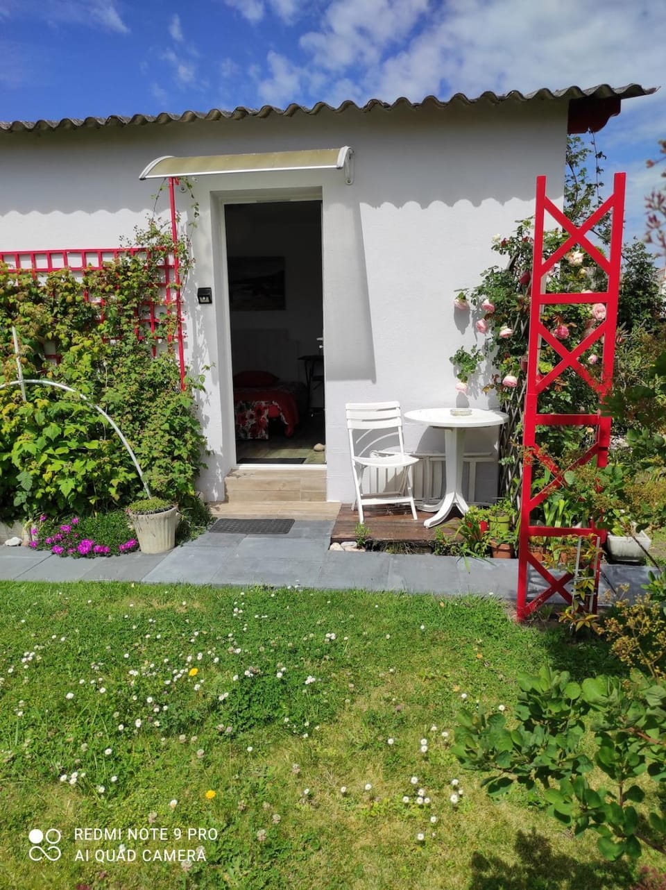 Maisonnette STUDIO Independent Apartment in Nantes