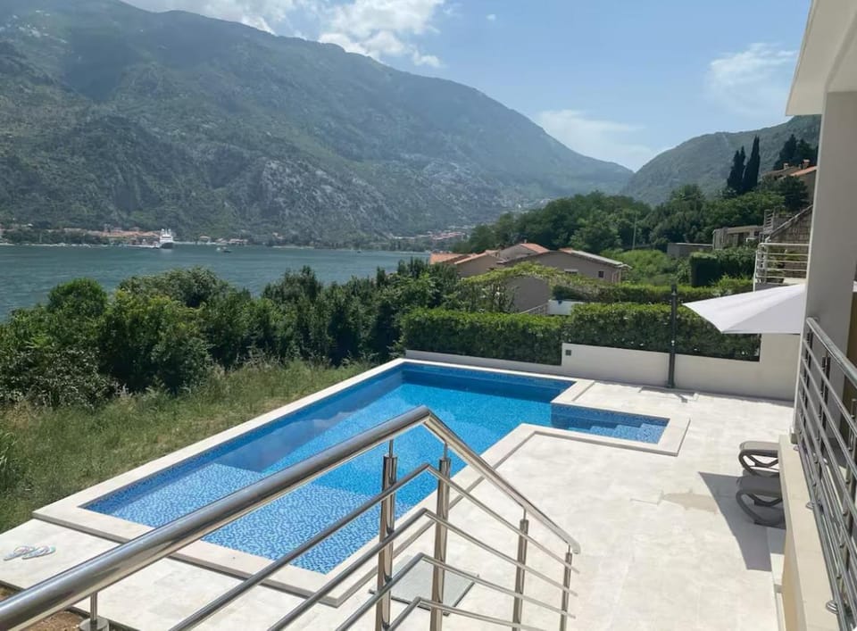 Studio apartment with heated pool Apartment in Muo