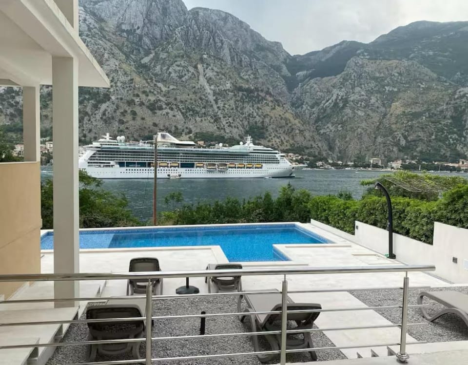 Studio apartment with heated pool Apartment in Muo