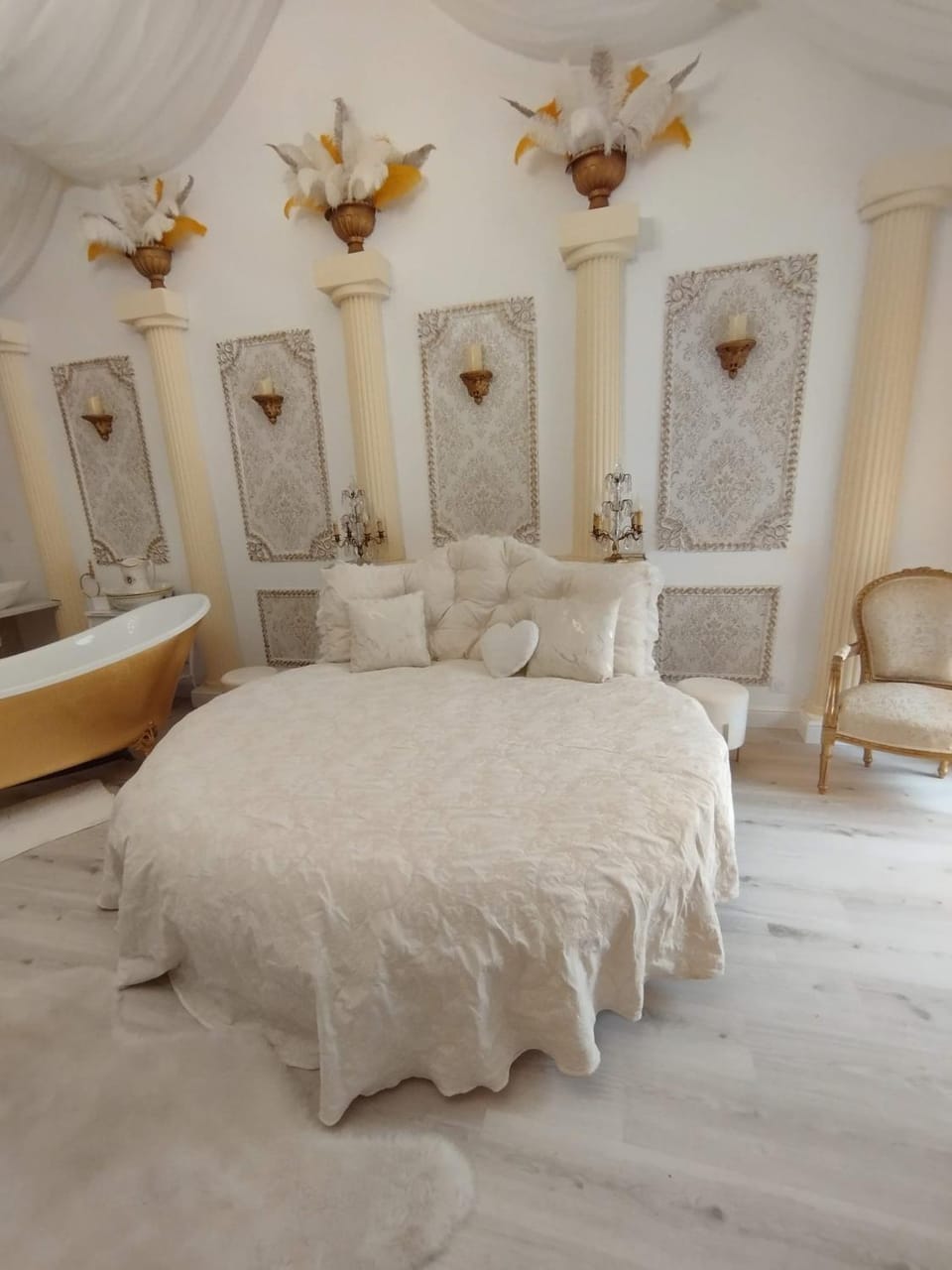 Le PALAZZO YES Bed and Breakfast in Grand Est