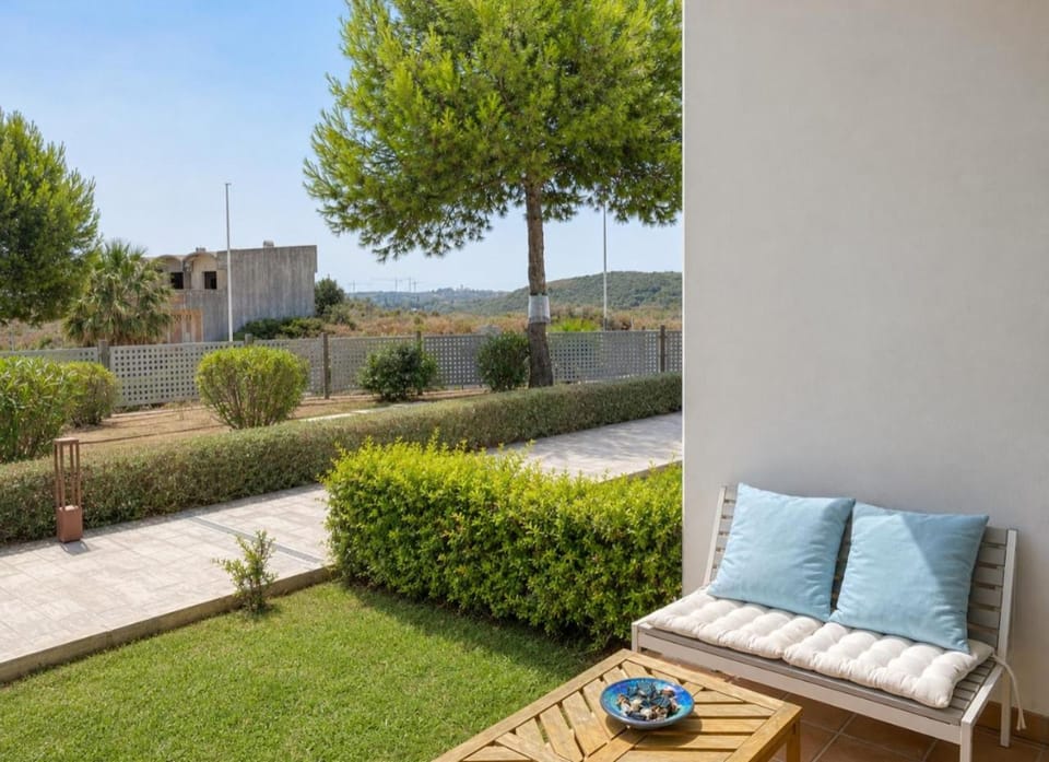 Bright and quiet apartment with a pool Apartment in Costa del Sol