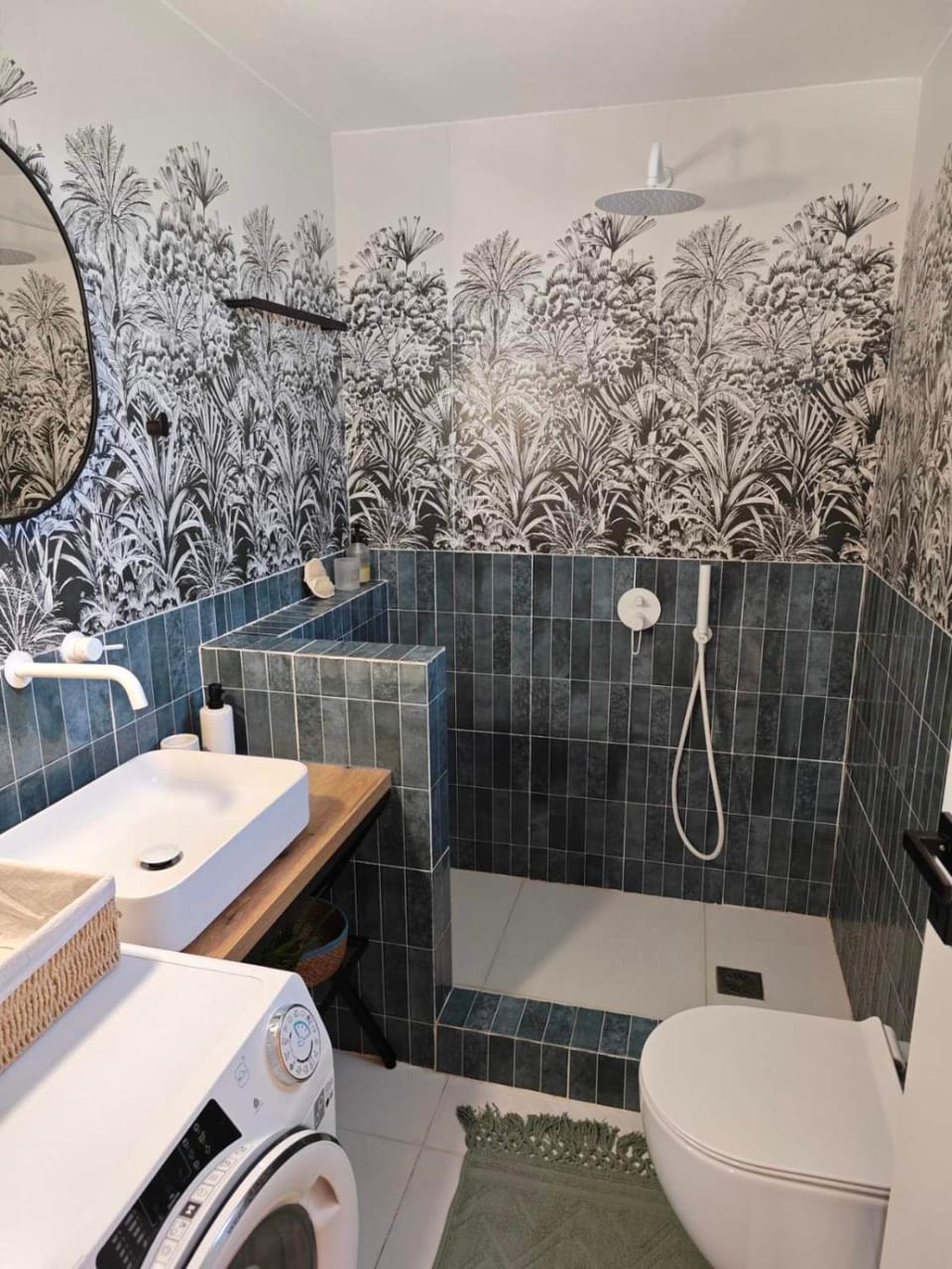 Shower, Bathroom, washing machine, dryer