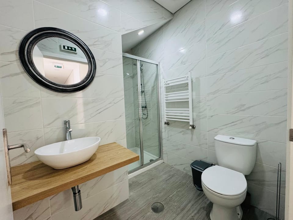 Shower, Bathroom