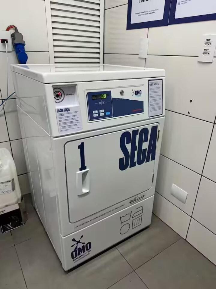 Apartamento central, completo, com ar condicionado, cozinha e WIFI Apartment in Foz do Iguaçu