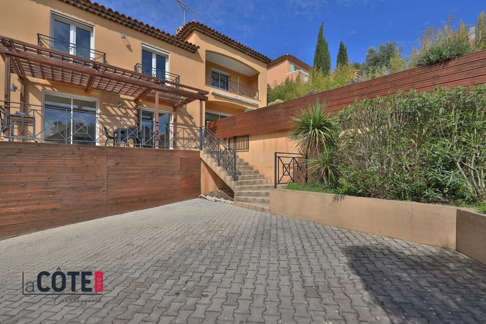 Villa Terracotta House in Sausset-les-Pins