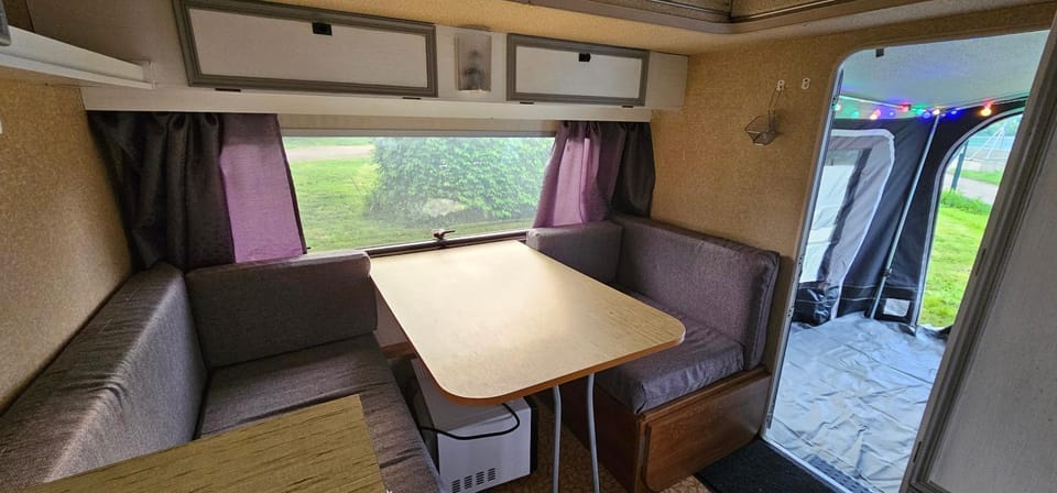 La p'tite caravane Campground/ 
RV Resort in Bourgogne-Franche-Comté