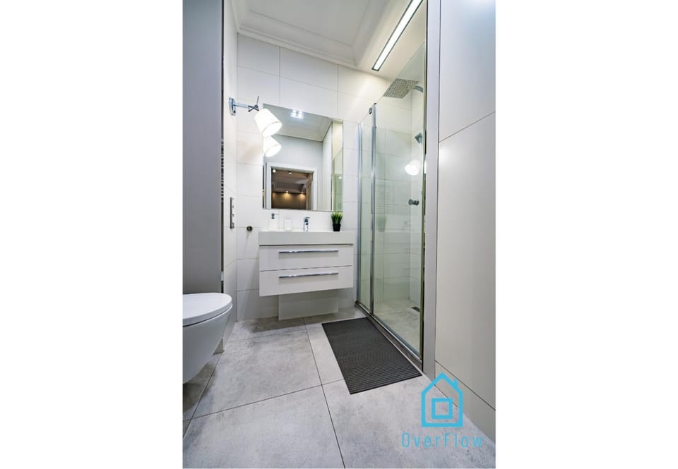 Oasis Apartment - 2,4 km to Baltic Sea & 3 km to Polsat Plus Arena Apartment in Gdansk