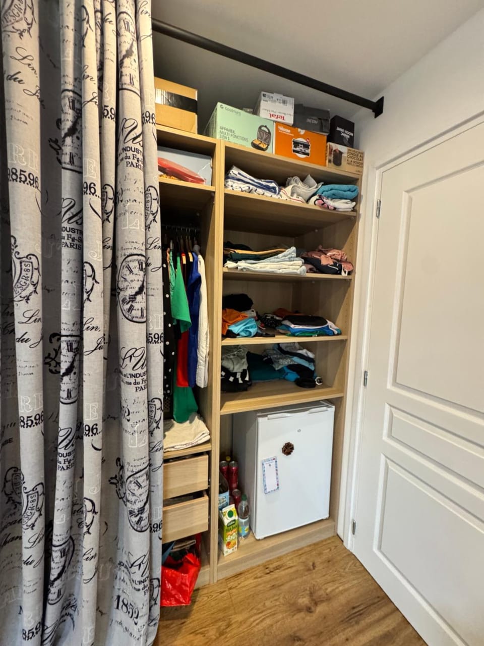 Belle Chambre tout confort indépendante pour un séjour au soleil Bed and Breakfast in Toulon