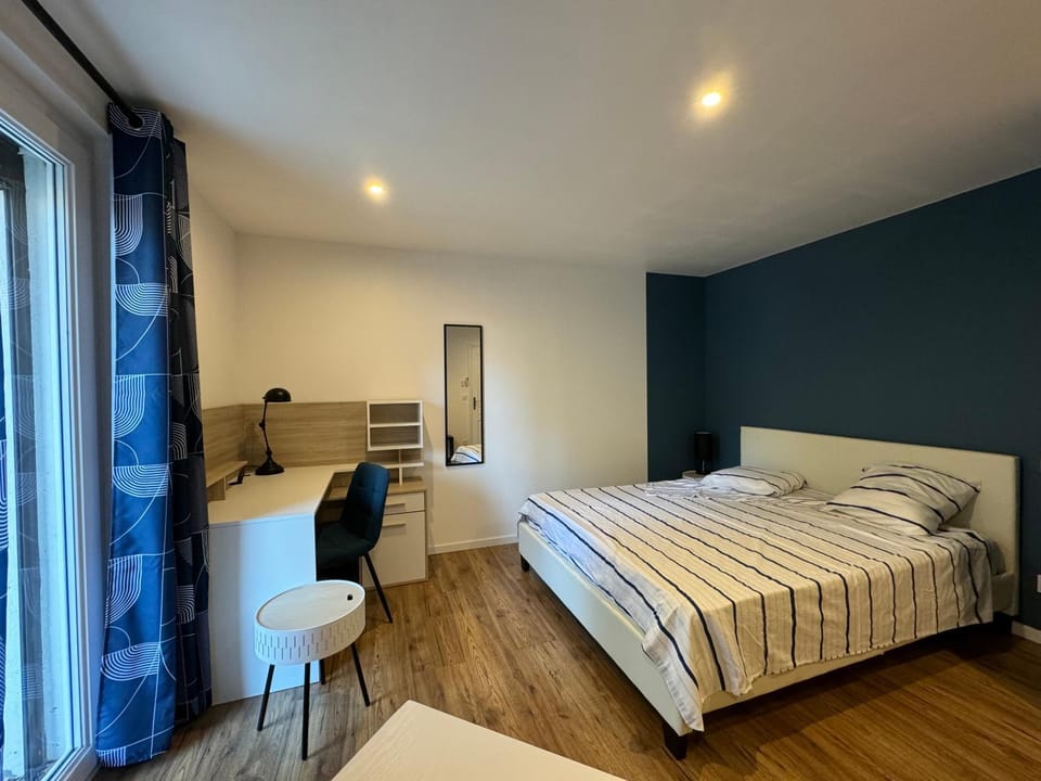 Belle Chambre tout confort indépendante pour un séjour au soleil Bed and Breakfast in Toulon