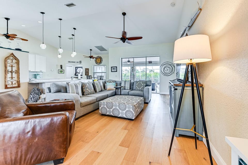Heated Pool w/ Canal Views: Port Charlotte Home House in South Gulf Cove