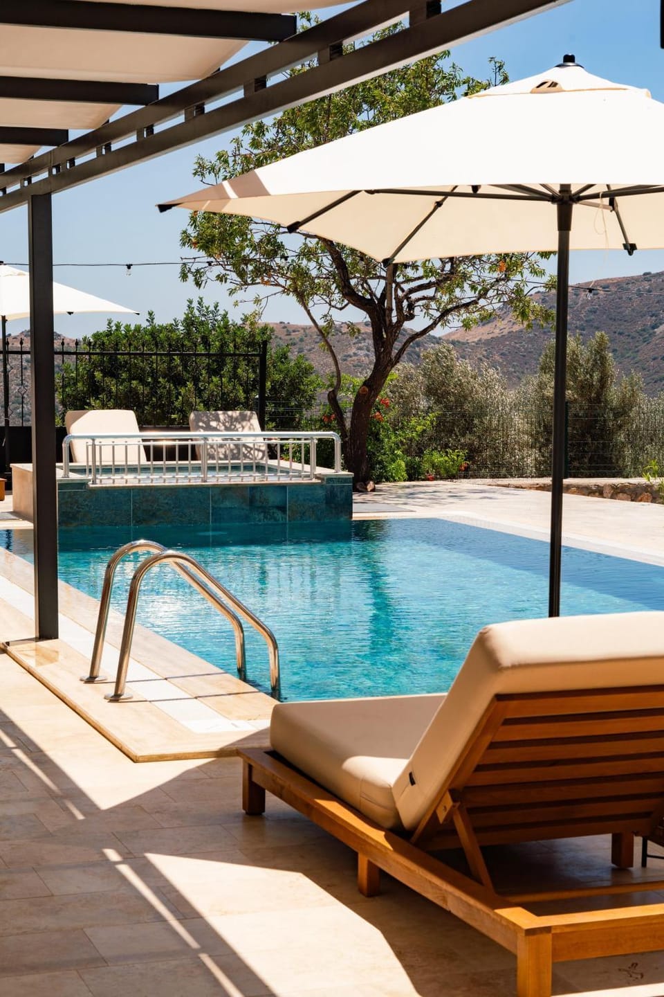 Swimming pool, Swimming pool