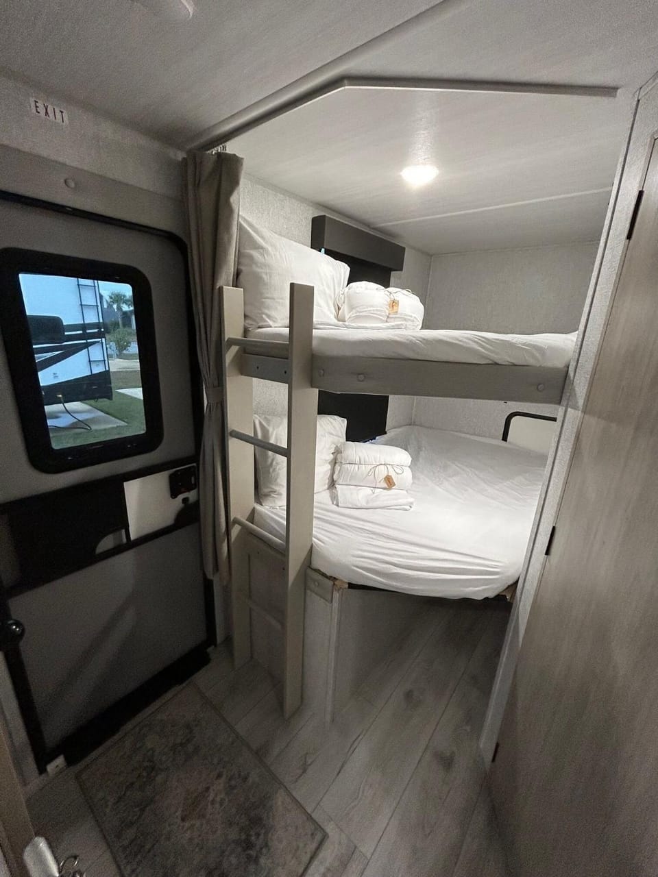 bunk bed