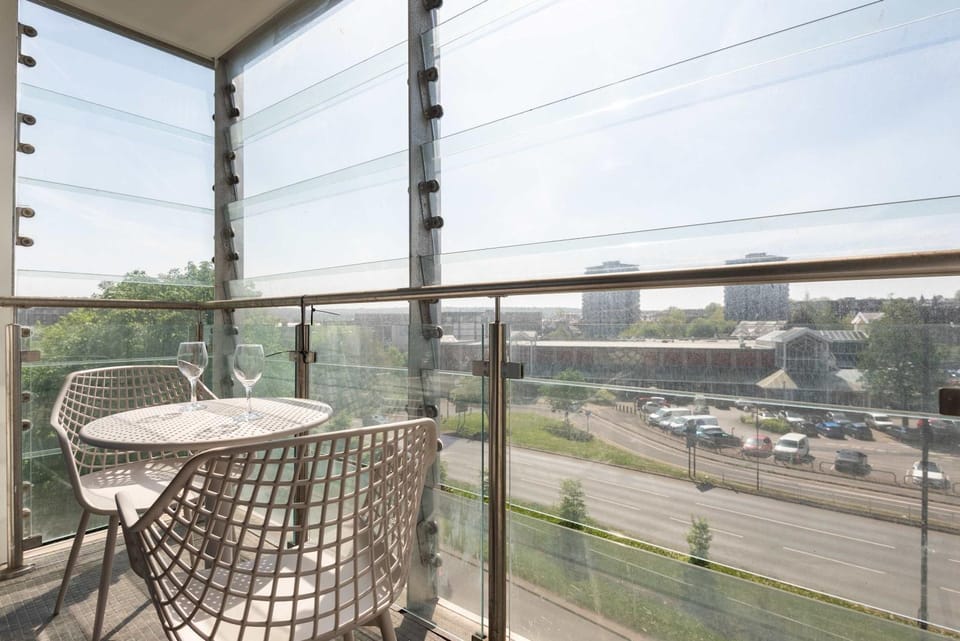 Stunning 1 Bedroom Apartment in Central Sheffield Apartment in Sheffield