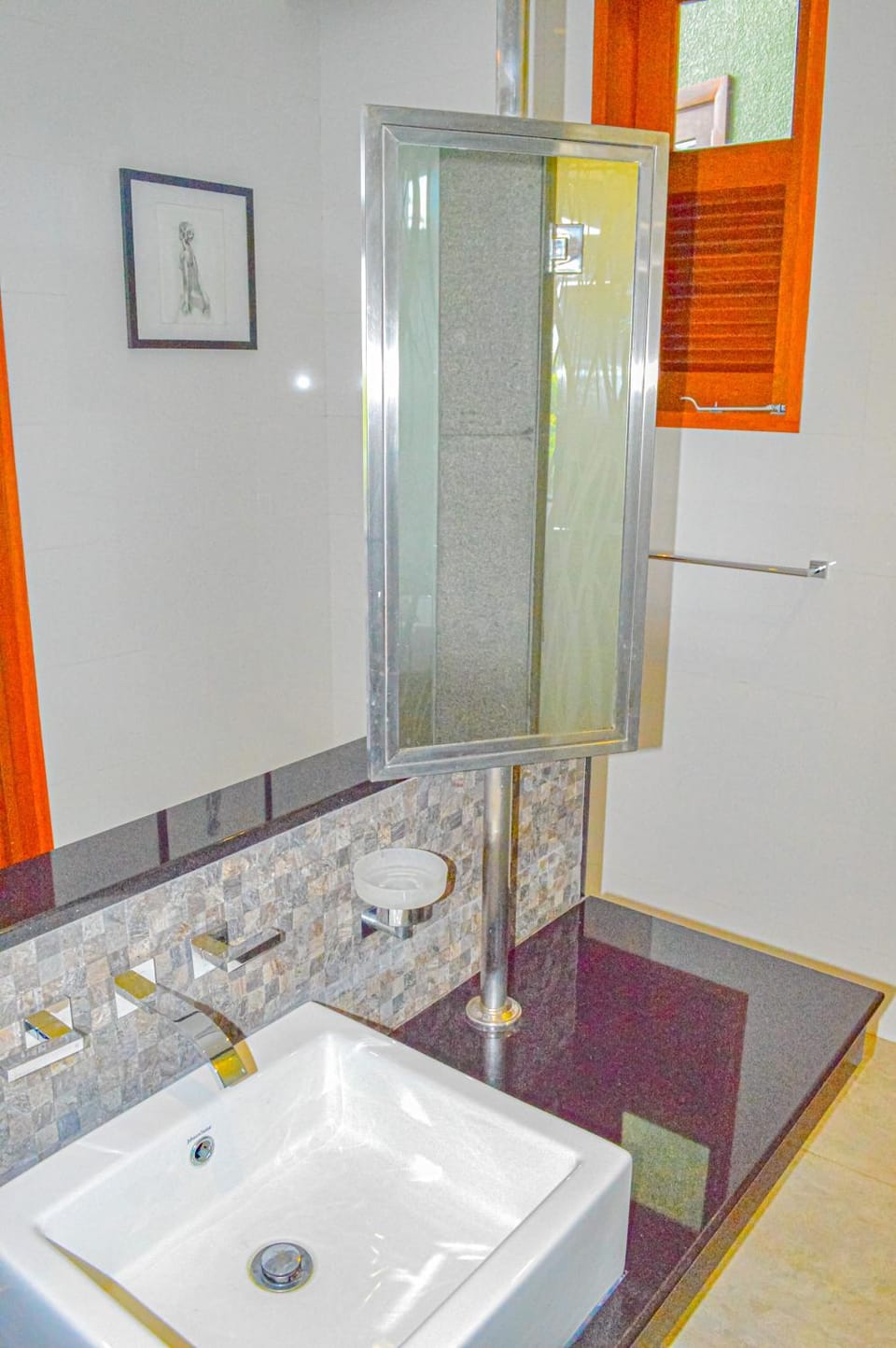 Hot Tub, Bathroom