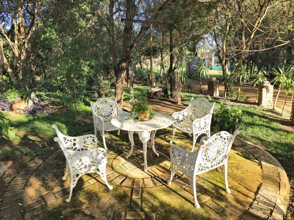 Mokolodi Conservancy Chalets Apartment in North West, South Africa