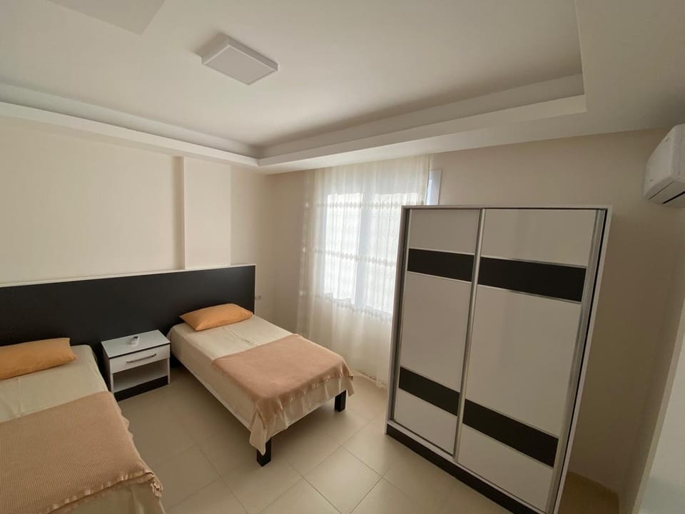 Bed, Bedroom, wardrobe, air conditioner