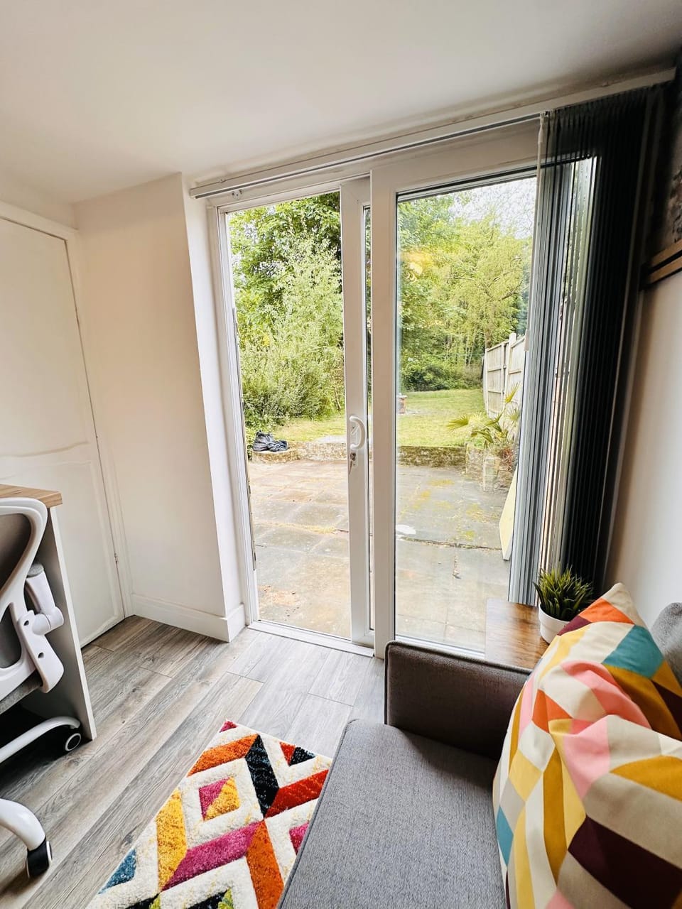 Newly Renovated Private Room with own Kitchenette in a shared house in Birmingham B29 R2 Bed and Breakfast in Birmingham