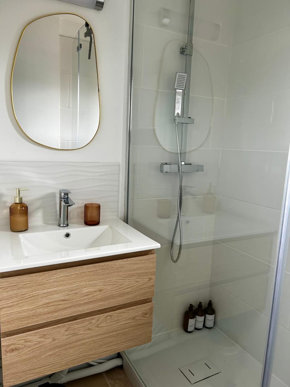 Shower, Bathroom