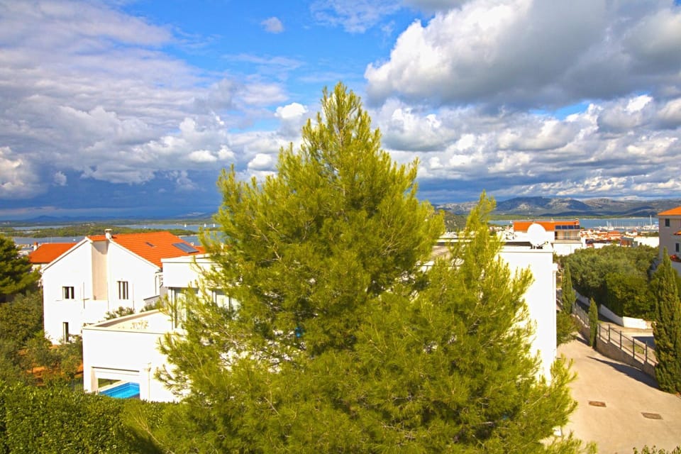 Apartman Mir Apartment in Murter