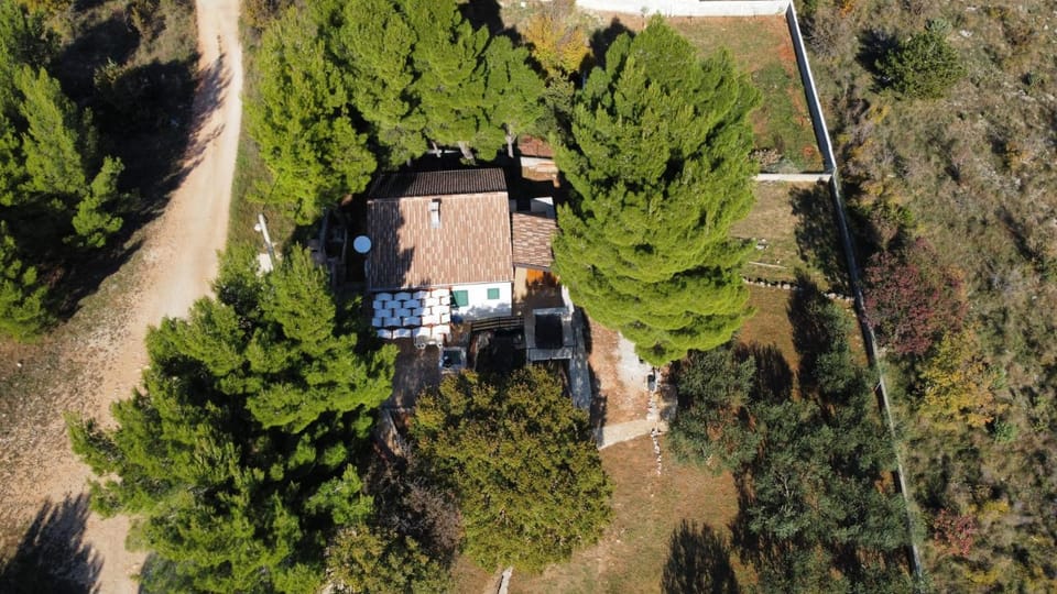 Kuća Mare, 130m od mora House in Seline