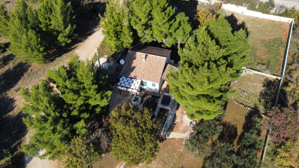 Kuća Mare, 130m od mora House in Seline