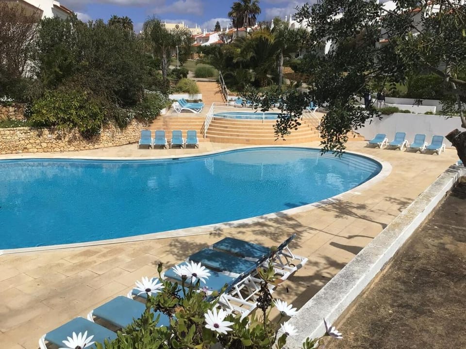 2 Bedroom Townhouse, Vale de Parra House in Guia