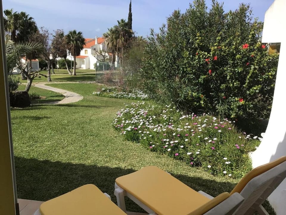 2 Bedroom Townhouse, Vale de Parra House in Guia