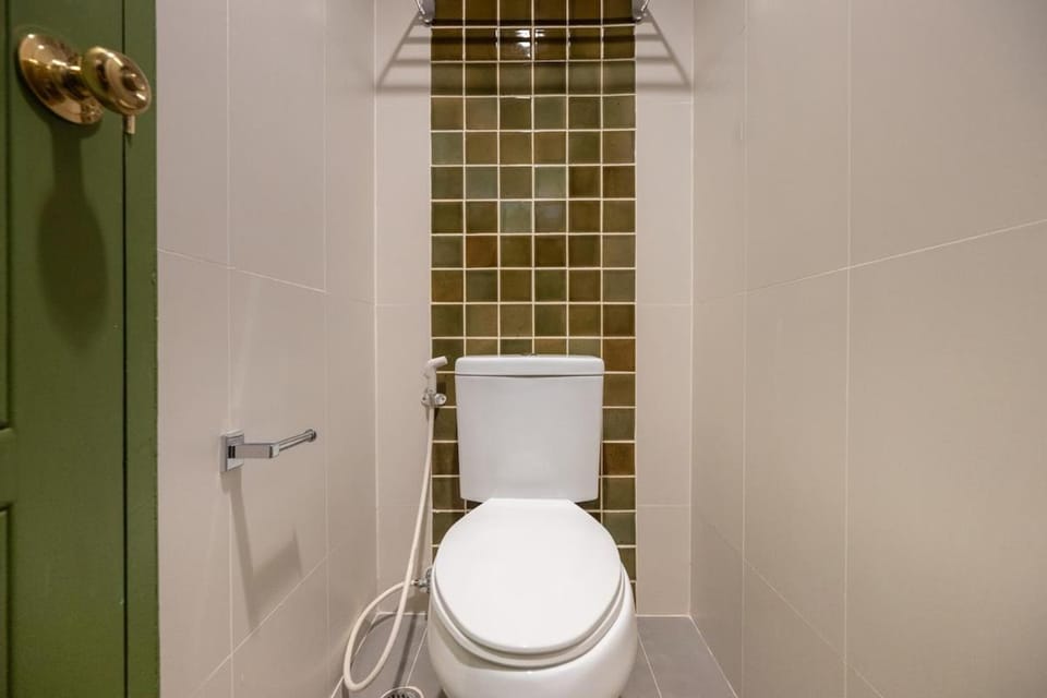 Toilet, Bathroom