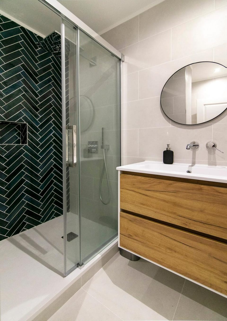 Shower, Bathroom
