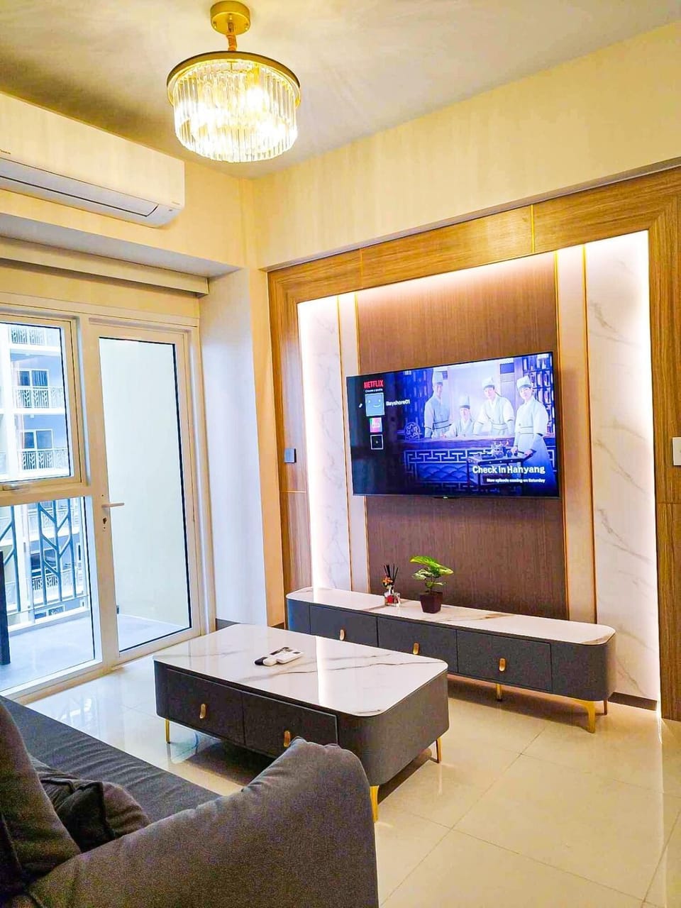 Spacious 6BR Family Suite near Solaire, Okada Apartment in Pasay