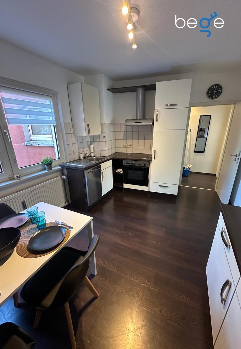 Kitchen or kitchenette, Dining area, dishwasher, oven