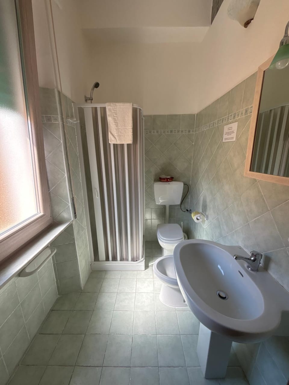 Regina margherita rooms stanza matrimoniale con bagno privato Vacation rental in Sardinia