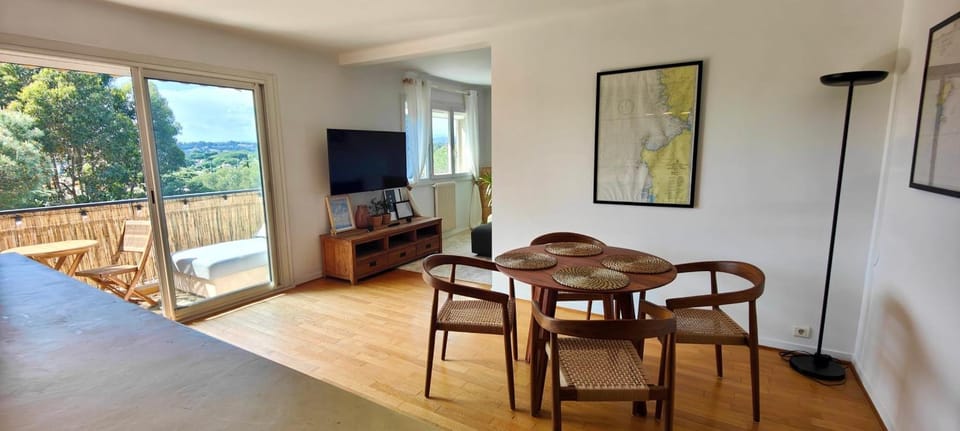 Beautiful apartment of 71 m2 in Saint-Raphaël Apartment in Saint-Raphael