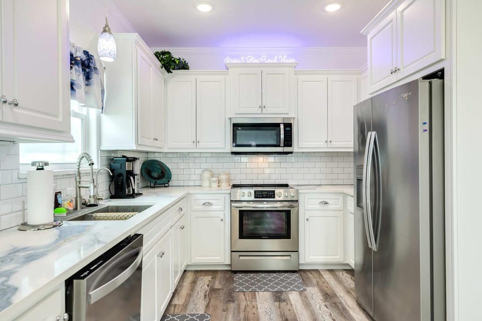 Beachfront Family Pet Friendly House in Surfside Beach