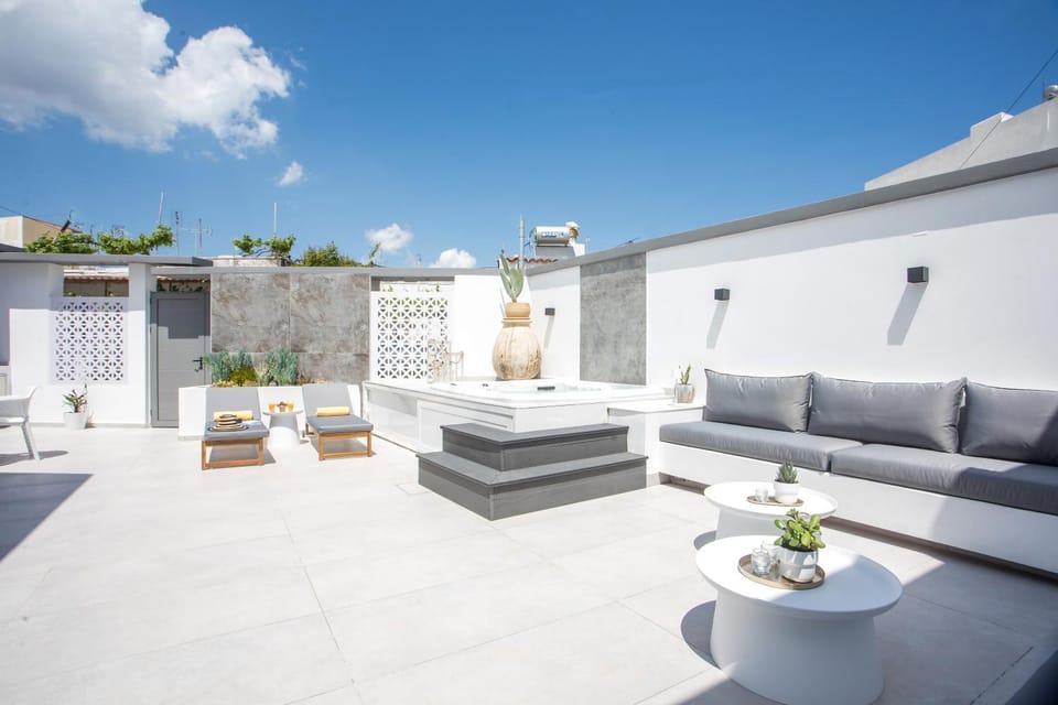 Patio, Day