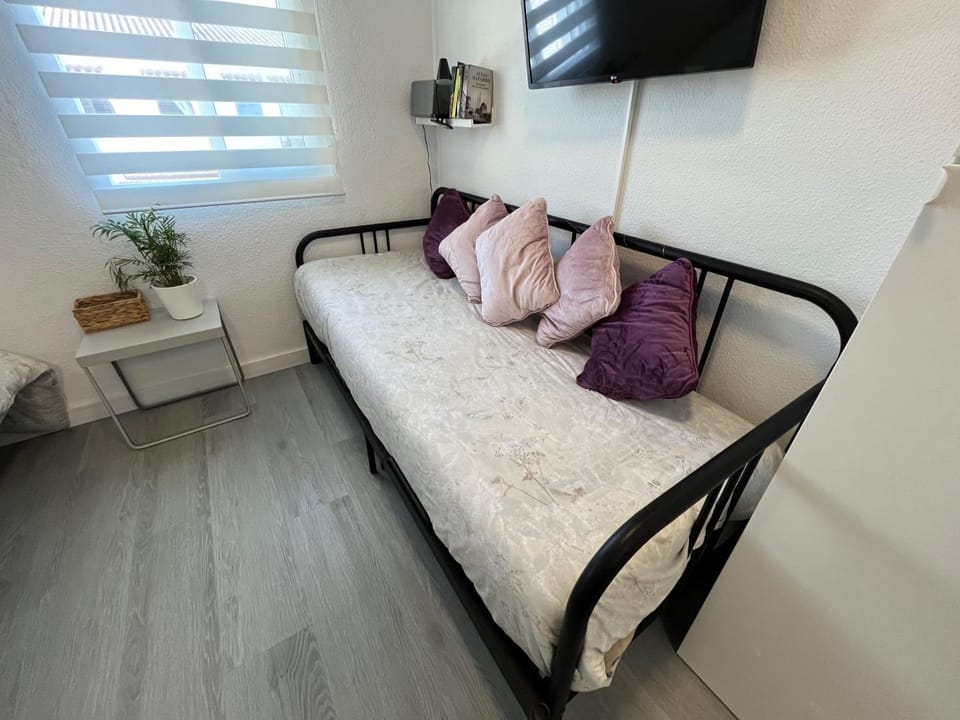 Communal lounge/ TV room, Bed