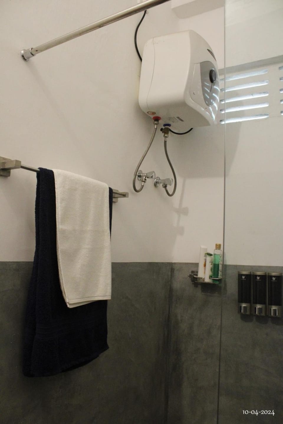 3 Bedrooms Holiday Home in Colombo 06 House in Colombo
