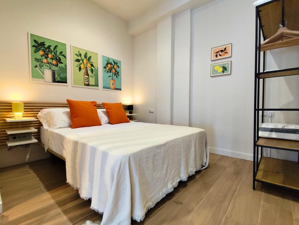 Bed, Photo of the whole room, Bedroom, wardrobe
